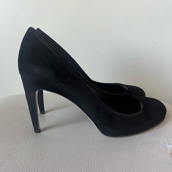 Gucci Classic Black Suede Round Toe High Heels Women’s Size 37 - Picture 6 of 13